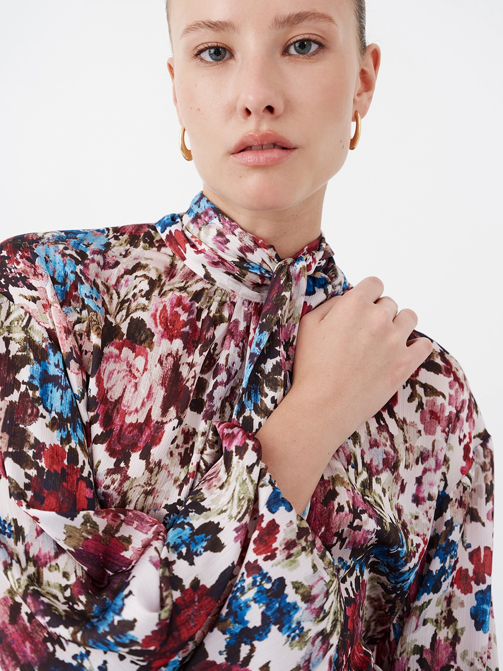 картинка блузка с воздушным рукавом от магазина Solo-U.ru